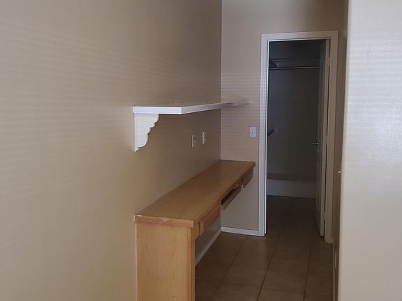 5th image of 2501 Toledo Ave #1