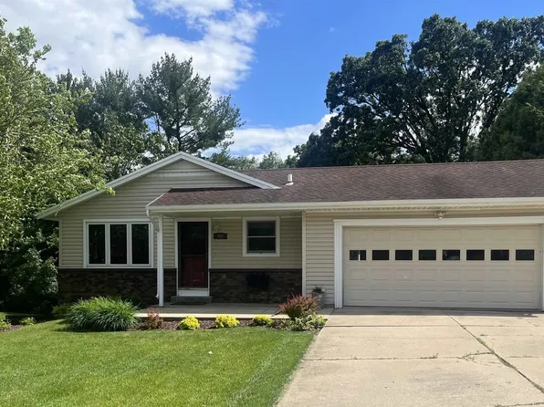 707 West Ladd Lane, Edgerton, WI 53534