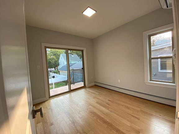 5th image of 162-28 73rd Ave Floor 1