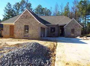 114 Hampton Rdg, Madison, MS 39110