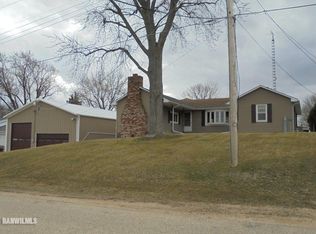 434 N Tower Rd, Freeport, IL 61032