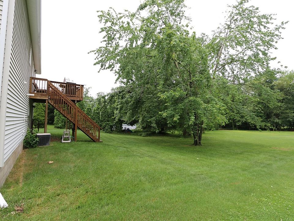 2nd image of 1094 Watervliet Shaker Rd
