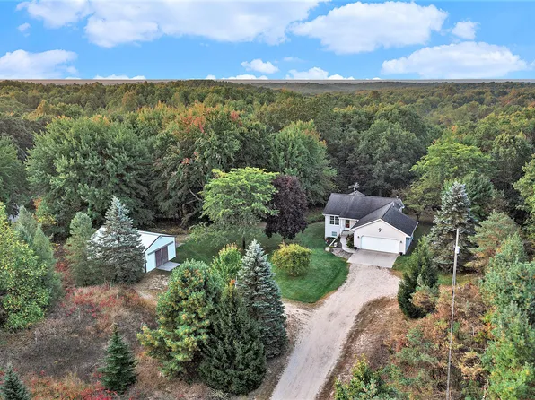 1403 W M 20, New Era, MI 49446
