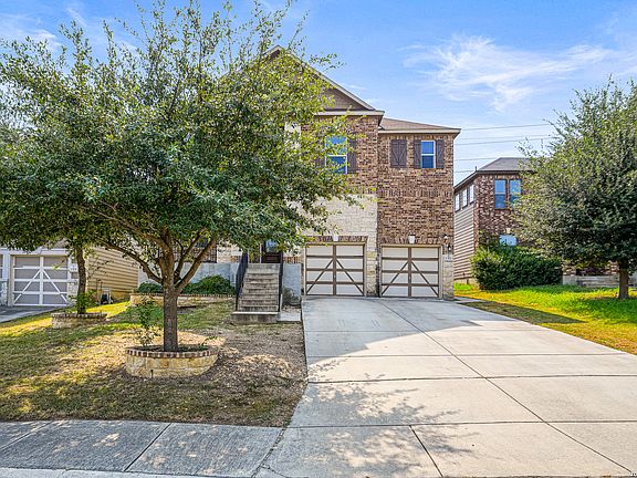 3rd image of 1311 Plaza Lake Dr