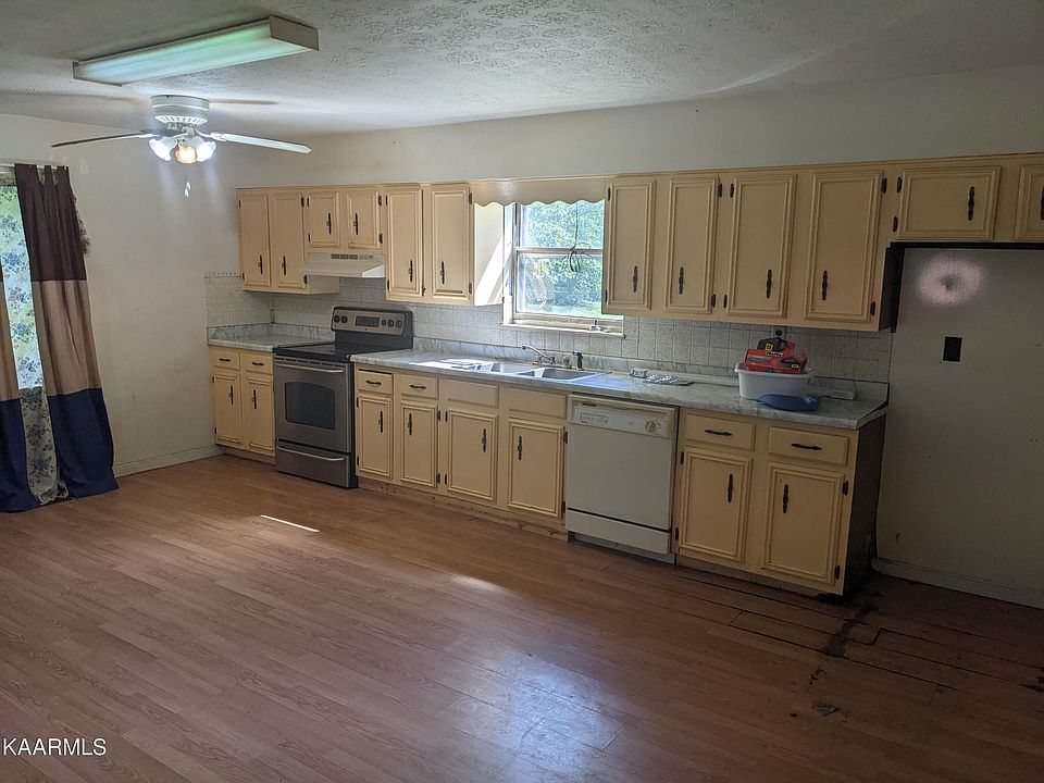 817 Wells Rd, Maryville, TN 37801 Zillow