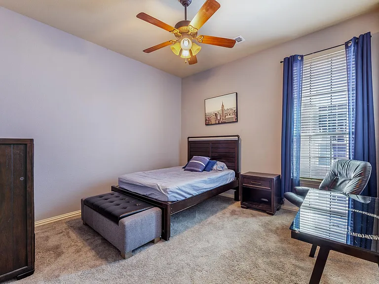 920 Fannin Dr — Photo 35