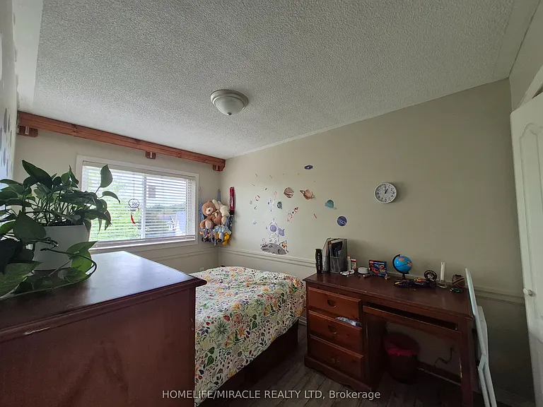 2237 Prescott Pl — Photo 28