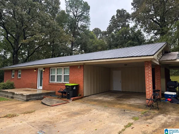 103 Porter Dr, Talladega, AL 35160