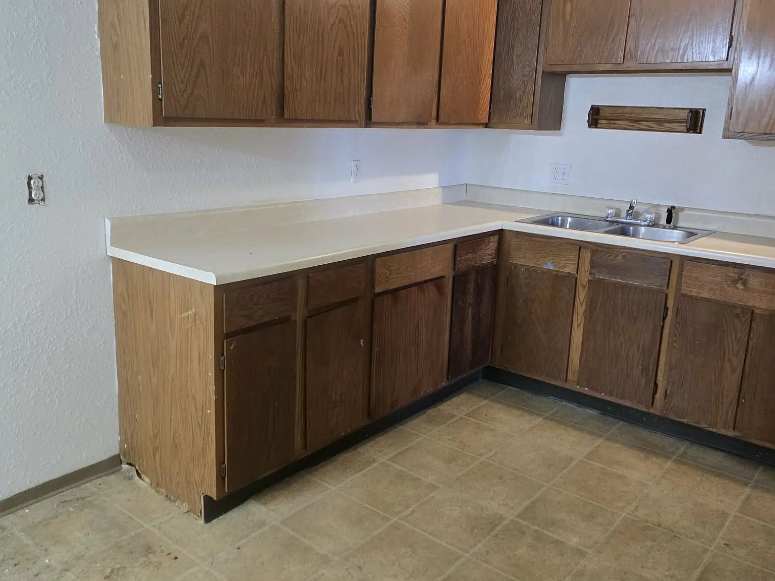 4810 Red Rooster Ln - C — Photo 2