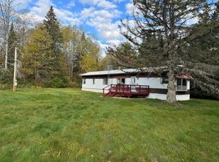 N9463 Phalzgraff Rd, Tripoli, WI 54564