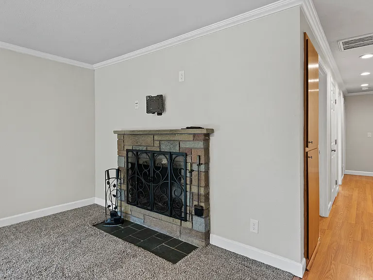 8416 100th Street Ct SW — Photo 4