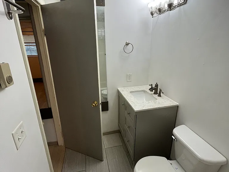 Upstairs bathroom