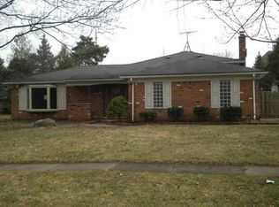4182 Cherrywood Dr, Troy, MI