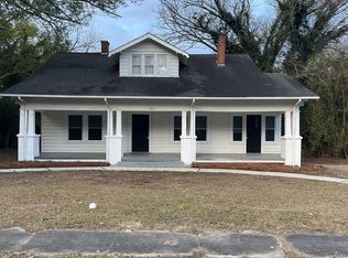 221 Line St, Batesburg, SC 29006