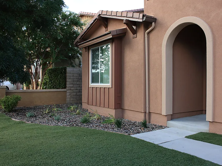 19122 Graham Ln — Photo 2