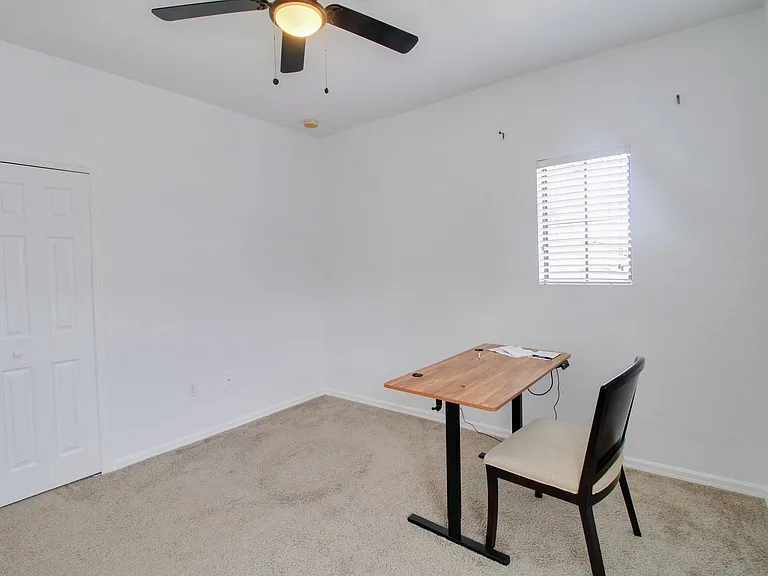 20626 Maxim Pkwy — Photo 13