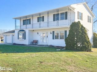 900 E 7th St, Tama, IA