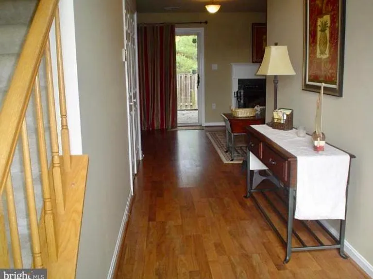6012 Lands End Ln — Photo 3