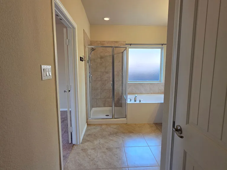 1912 Potrillo Ln — Photo 12