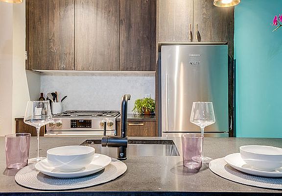 3rd image of 564 Saint Johns Pl APT 420