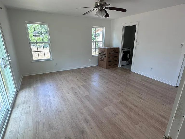 202 Red Oak Cir — Photo 14