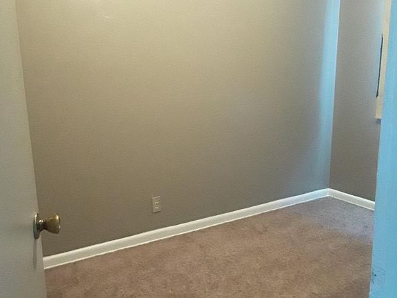 This may or may not be the actual picture of this unit but its the same lay out