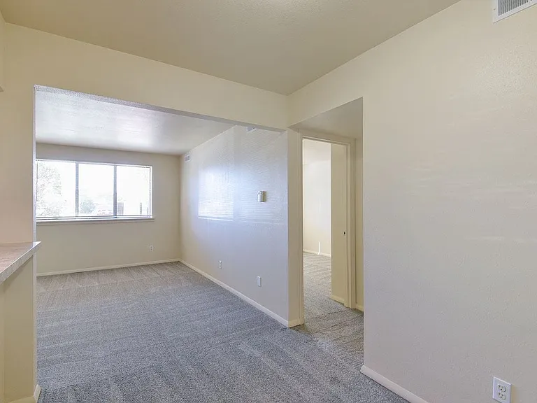 Old Monterey Apartments — Photo 19