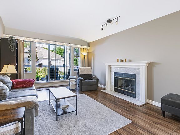 4th image of 13925 70th Ave #1