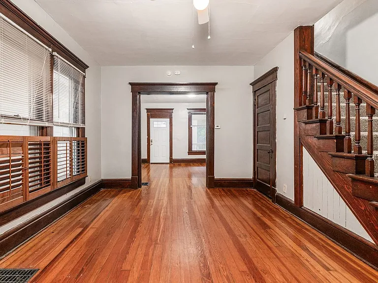 25 E Blake Ave — Photo 8
