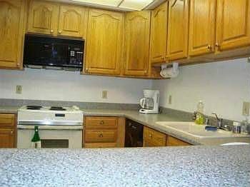 2nd image of 275 Aile Ln