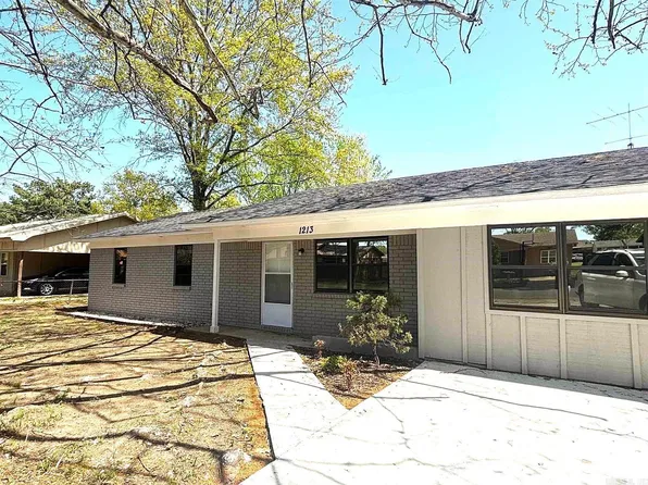1213 Fairview St, Lonoke, AR 72086