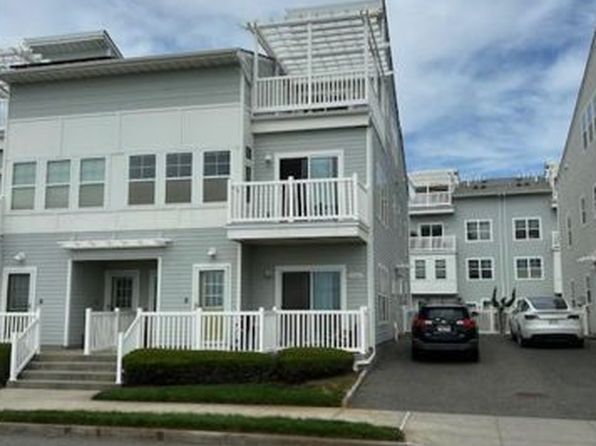 6520 Beach Front Rd #A