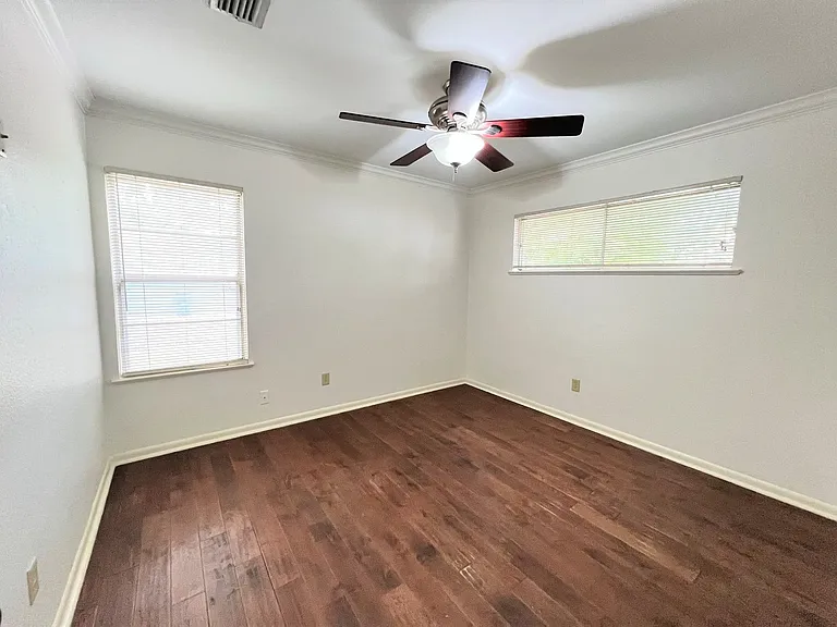 5011 Finley Dr — Photo 19