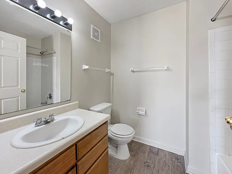 19364 Chelsey Dr — Photo 12