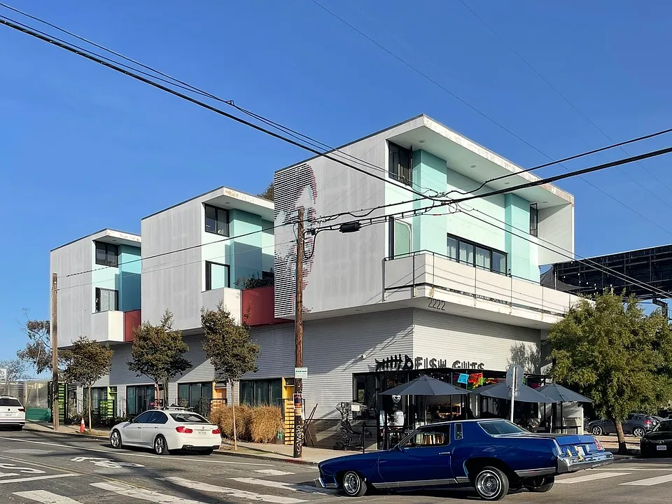 2222 Logan Ave #8