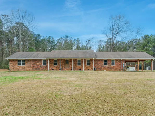 311 Lake Mike Conner Rd, Collins, MS 39428