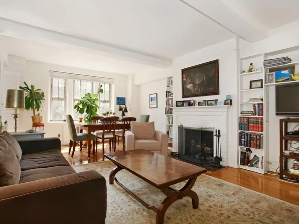 45 Christopher Street image 1 of 4