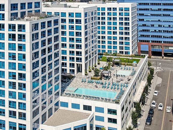 4th image of 801 Harbor Blvd #310A