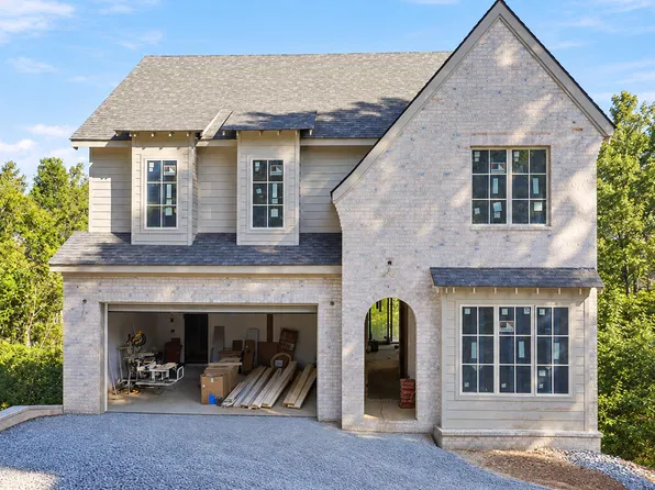 212 Delmont St, Chattanooga, TN 37405