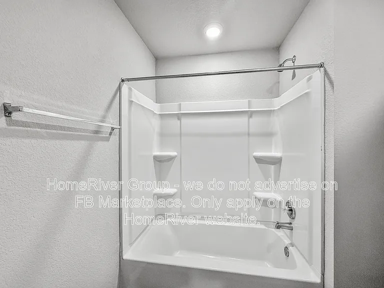 6117 Montrelia Dr — Photo 13