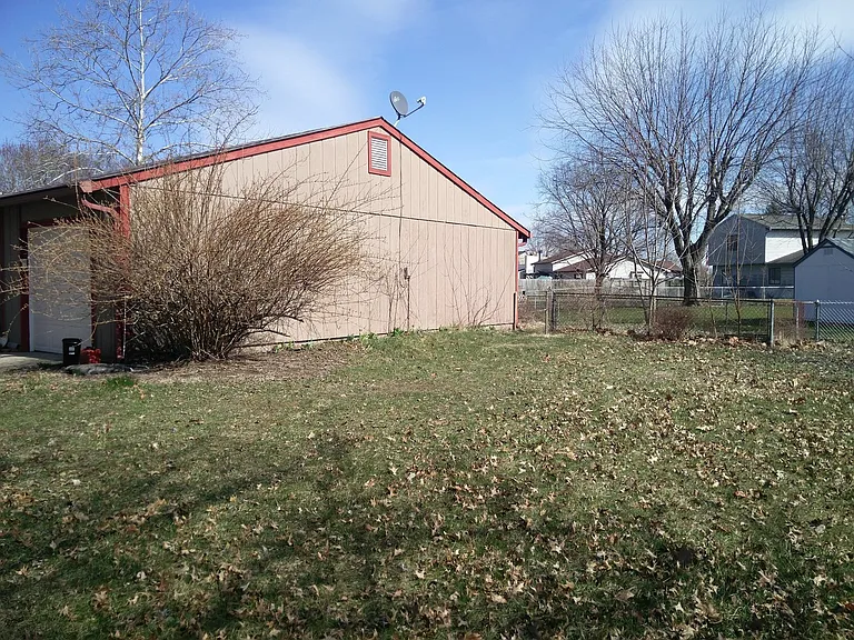 5921 Milhouse Ct — Photo 14