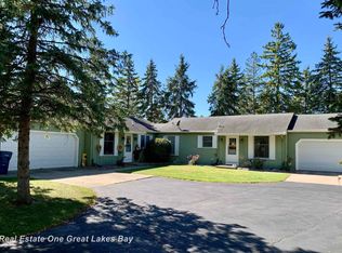 5703/5705 Lessandro St, Saginaw, MI 48603