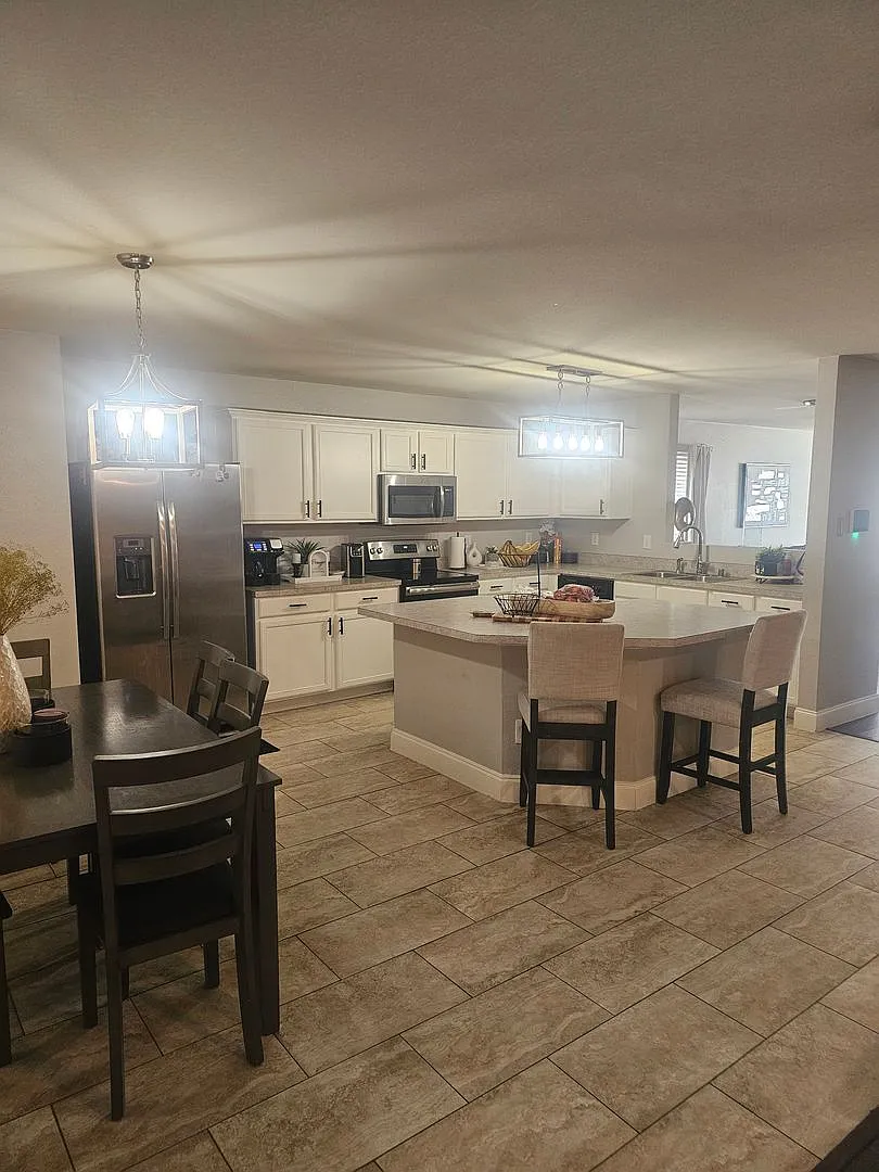 3 BR/2.5BA | Updated Single Family Home | 2-Car Garage Parking | In Grand Prairie! — Photo 4
