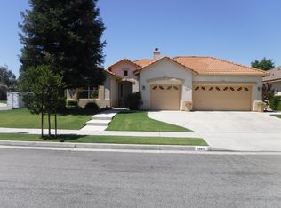 10012 Cinderella Ave, Bakersfield, CA 93311