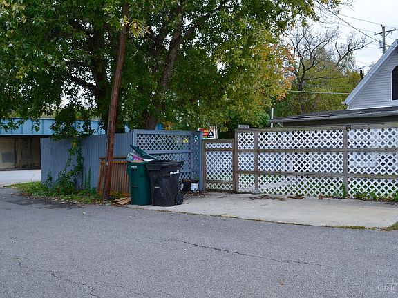 4th image of 265 Delta Ave