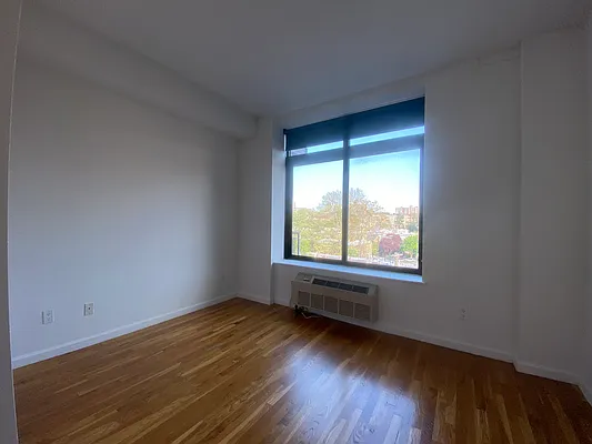 Rented by Sovereign Associates | media 35