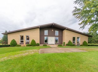 79733 Coon Creek Rd, Armada, MI 48005