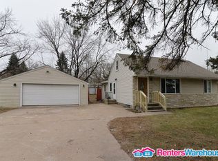 634 88th Ave NE, Blaine, MN 55434
