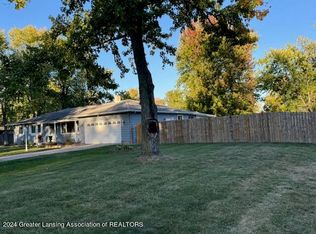 12324 E Greenfield Rd, Lansing, MI 48917