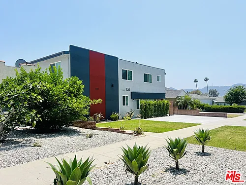 1136 Spazier Ave #10 Photo 1